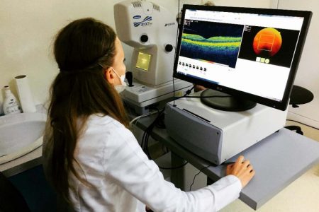 TOMOGRAFIE ÎN COERENȚĂ OPTICĂ LA MEDSAN CLUJ